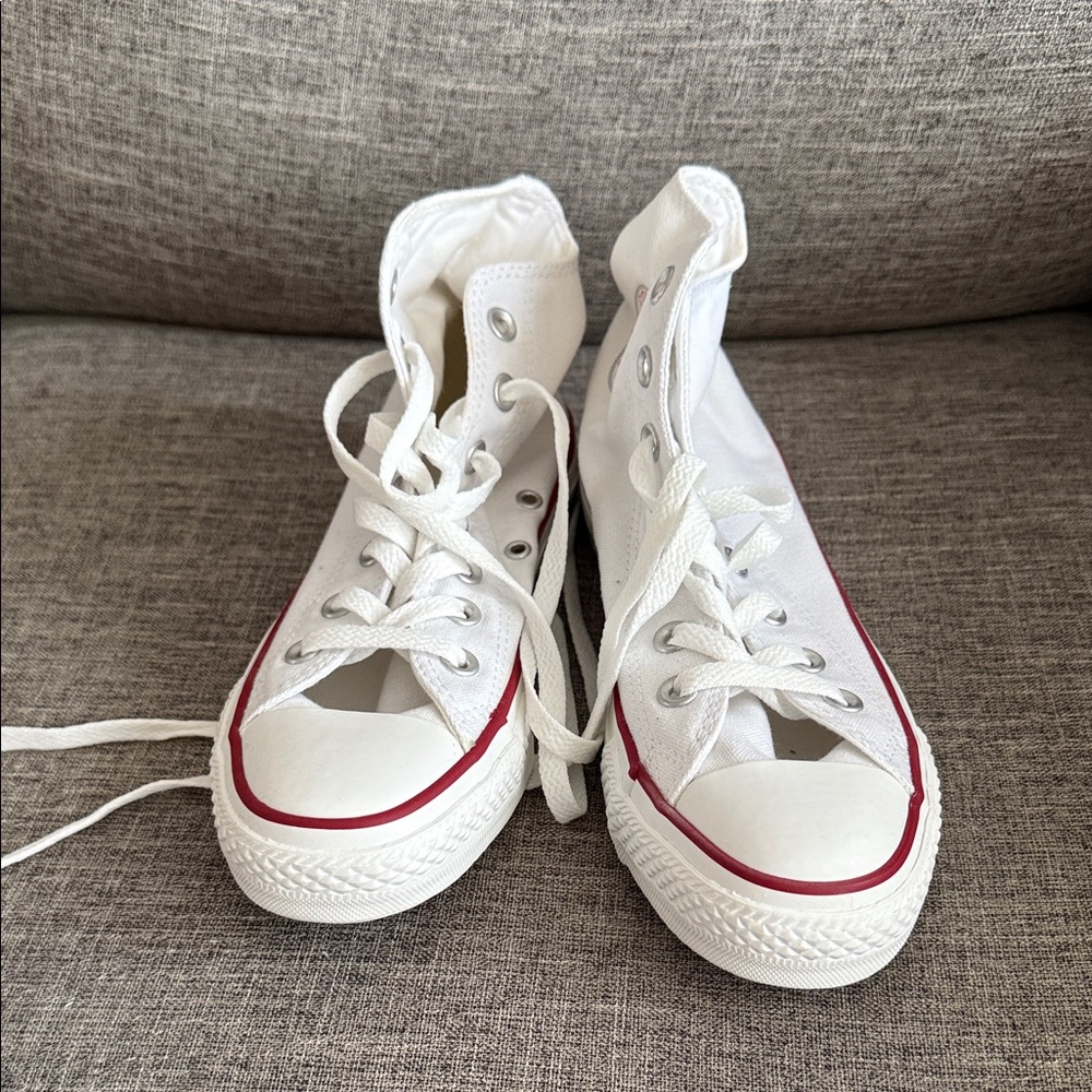NWOB Women White High Top Canvas Sneakers with Red Stripe